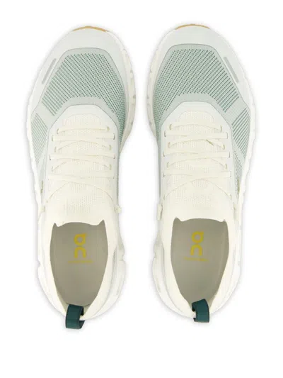 On Cloud 6 Versa Sneakers In White
