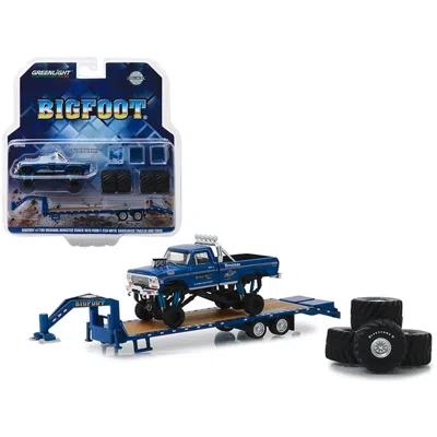 Greenlight 1974 Ford F-250 Monster Truck Bigfoot No.1 The Original Monster Truck 1979 With Gooseneck Trailer &  In Blue