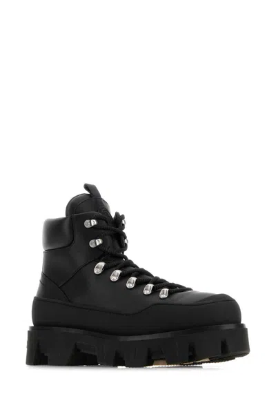 Moncler Peak Trek Leather Lace-up Boots In Black