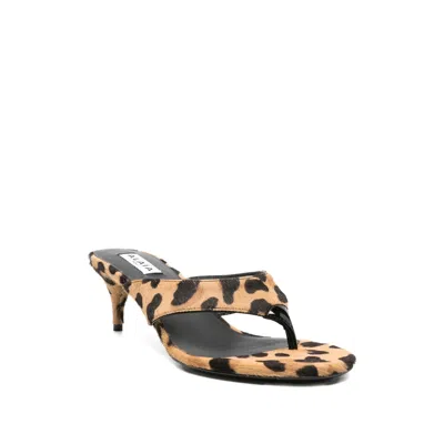 Alaïa Animal Flip Flops Mules In Brown