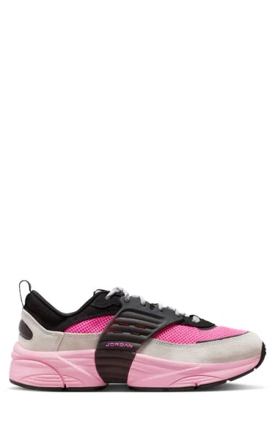 Jordan Trunner O/s Sneaker In Multi