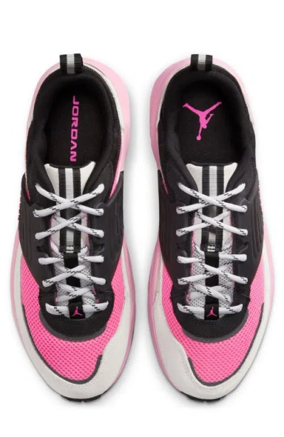 Jordan Trunner O/s Sneaker In Multi