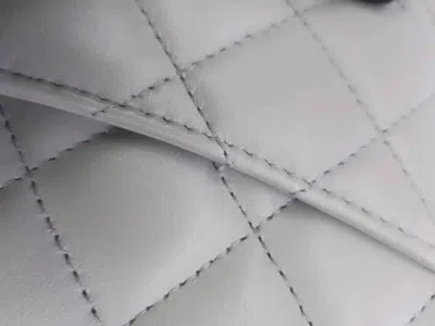 Pre-owned Chanel Women Pre-loved Bag Very Good Condition In Multi