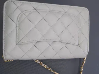 Pre-owned Chanel Women Pre-loved Bag Very Good Condition In Multi