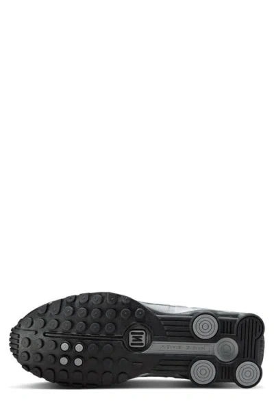 Nike Shox R4 Metallic Silver Hq1988-007 Men's In Black