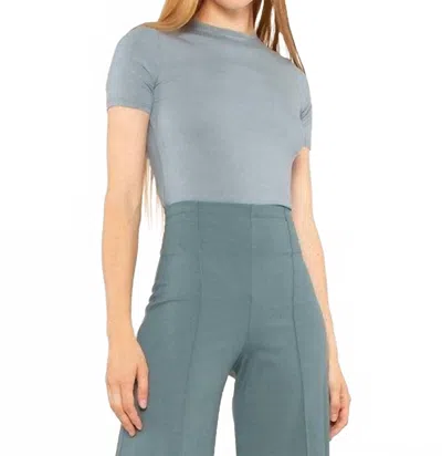 Ripley Rader Fitted Crewneck T-shirt In Chambray In Blue