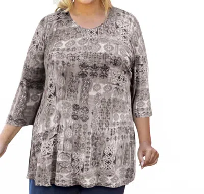 On The Plus Side Plus Size Foiled Orla 3/4 Sleeve Handkerchief Tunic Top In Painted Winter In Gray