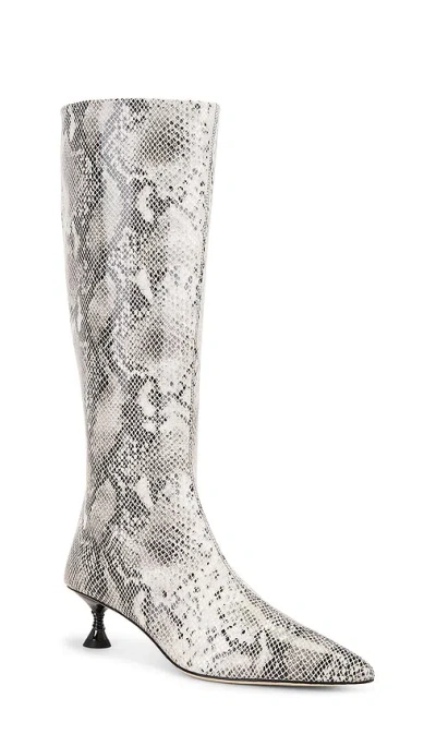 Studio Amelia Palmela Boot In White