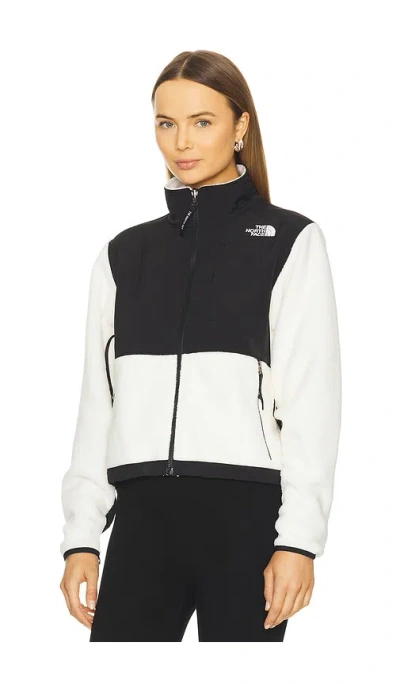 The North Face Retro Denali Jacket In White