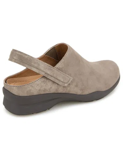 Jambu Women's Tilda Round Toe Casual Shoes In Brown