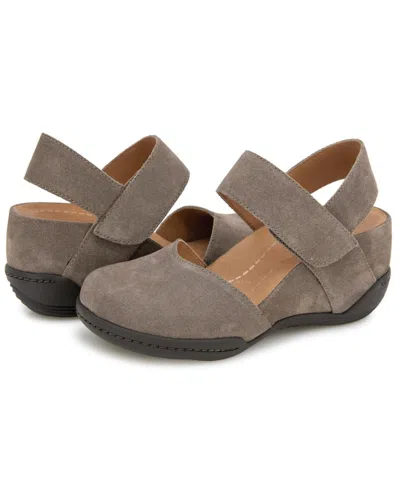 Jambu Nia Casual Shoe In Brown