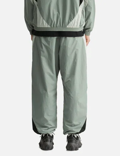 F.c. Real Bristol Warm-up Pants In Green