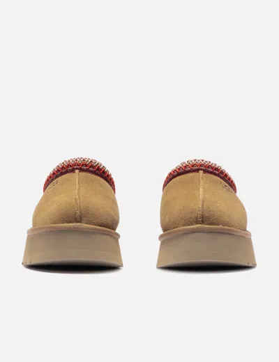 Ugg Tazz Boots In Brown