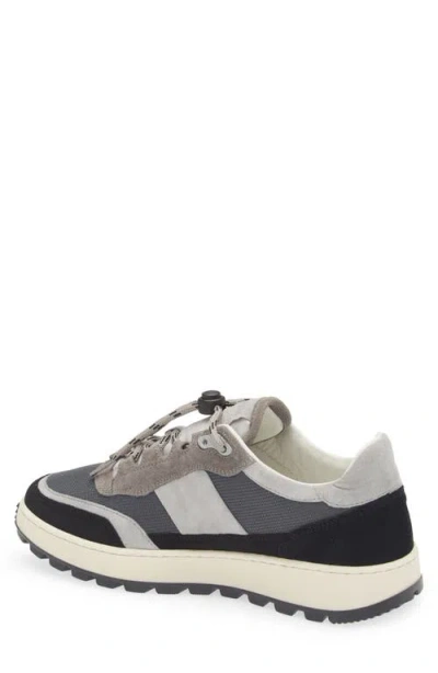 Collegium Pillar Trail Sneaker In Gray