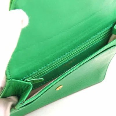 Pre-owned Chanel Green Grained Calfskin Wallet (bi-fold) ()