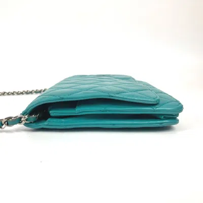 Pre-owned Chanel Green Leather Chain/shoulder Wallet ()