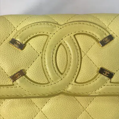 Pre-owned Chanel Yellow Grained Calfskin Long Wallet (bi-fold) ()