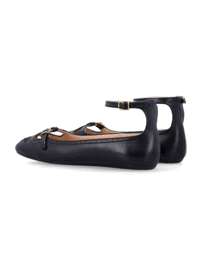 Chloé Leather Ballerina Shoes Featuring Buckle Detail In Black