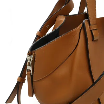 Pre-owned Loewe Brown Leather Handbag Shoulder Bag ()