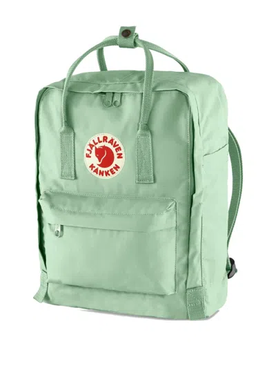 Fjall Raven Logo Patch Backpack In Green