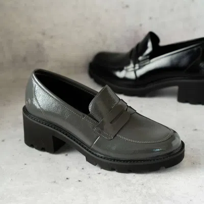 Remonte Women's Leather Loafer Shoes In Granite Patent In Black