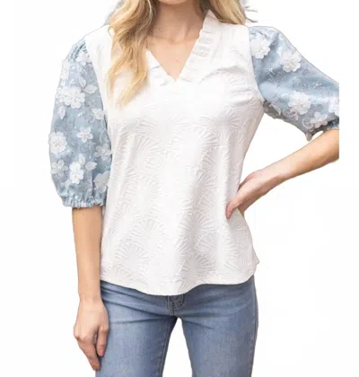 Voy Jade Textured Top In Multi In White