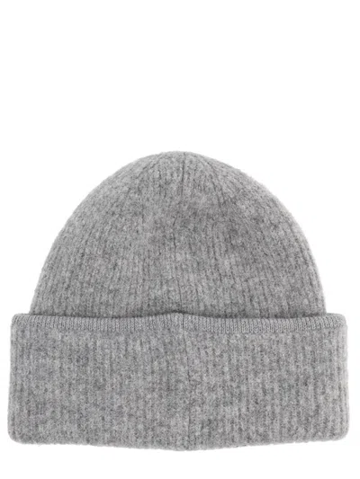 Jacquemus Soft Ribbed Knit Cap With Grosgrain Label Detail In Gray