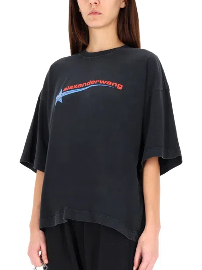 Alexander Wang Loose-fitting Black T-shirt With Graphic Design And Uneven Hem In Black