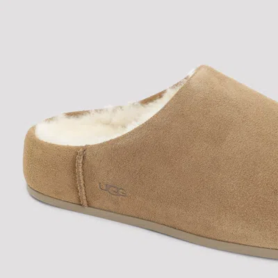 Ugg Slip-on Sandals With Smooth Suede Exterior In Brown