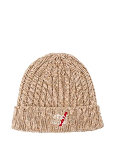 After Label Ribbed Logo-detail Beanie In Brown
