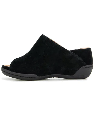 Jambu Nelly In Black
