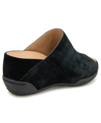 Jambu Nelly In Black