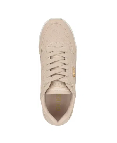 Guess Moxea Sneaker In Neutral