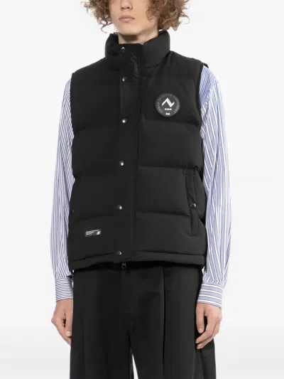 Izzue Logo-patch Gilet In Black