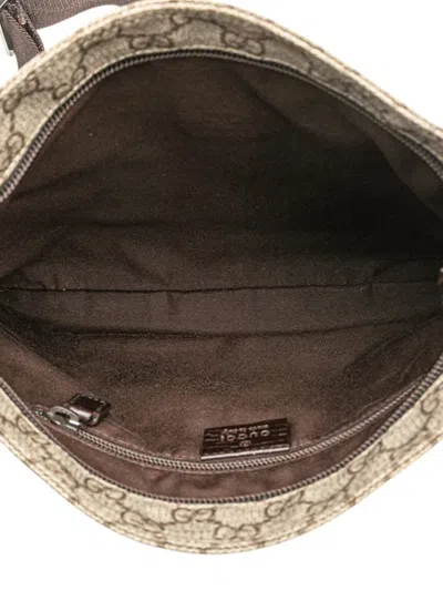 Pre-owned Gucci 2000-2015 Gg Supreme Crossbody Bag In Brown
