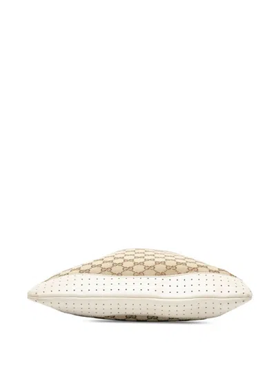 Pre-owned Gucci 2000-2015 Gg Canvas Crossbody Bag In Brown