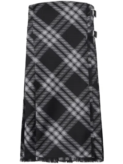 Burberry Wool Kilt Dress With Check Motif In Black