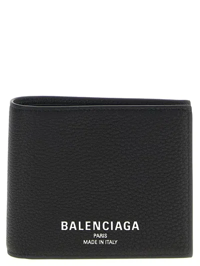 Balenciaga Men Black Bi-fold Wallet With Logo Lettering On The Front In Grained Leather Man In Black