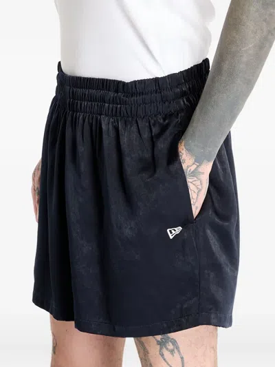 New Era Woven Shorts In Black