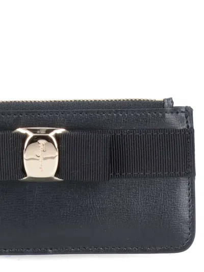 Ferragamo Leather Coin Purse Featuring Bow Detail In Black