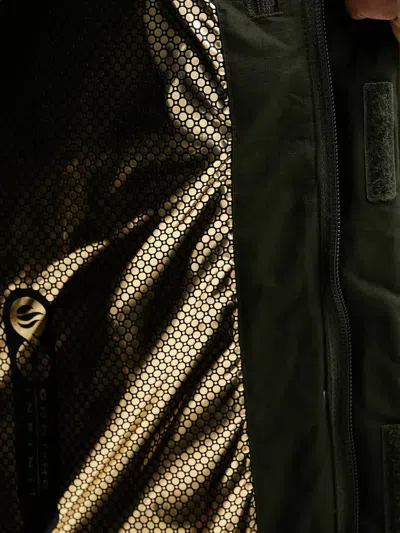 LOGO印花填充夹克