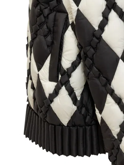 Raxxy Two-tone Quilted Jacket With Pattern In Black