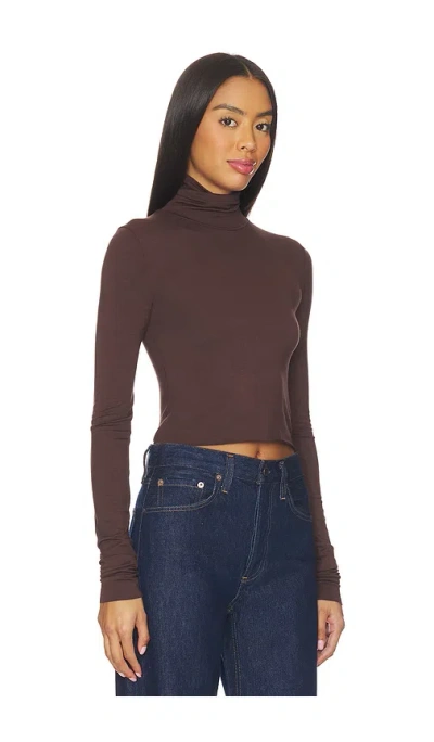 Éterne Cropped Fitted Turtleneck Soft Jersey Top In Brown