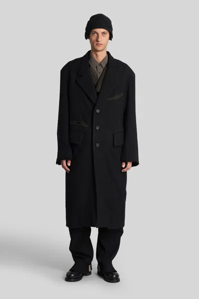 Ziggy Chen Coats In Black