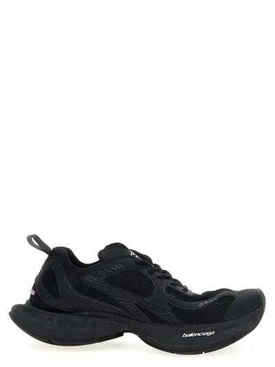 Balenciaga Circuit Ultra-lightweight Sneakers In Black
