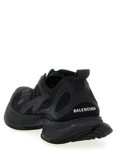 Balenciaga Circuit Ultra-lightweight Sneakers In Black