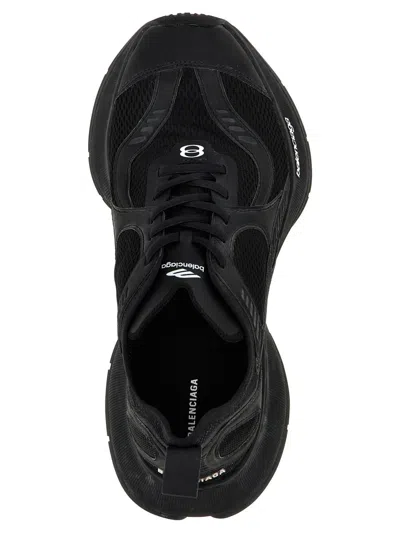 Balenciaga Circuit Ultra-lightweight Sneakers In Black