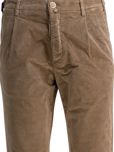 Jacob Cohen Corduroy Pleated Trousers In Brown