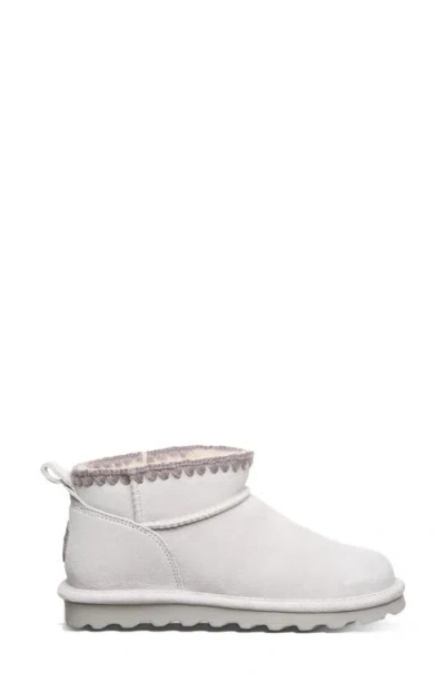 Bearpaw Super Shorty Crochet Boot In White