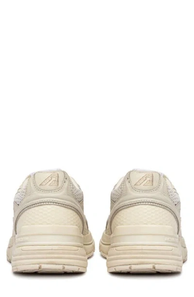 Autry Hyperway Low Sneaker In Multi